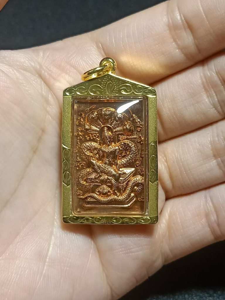 上一篇： 钱袋子佛牌的寓意和象征，龙婆坤钱袋子自身功效 下一篇： 龙婆登佛牌，龙婆登佛牌反馈